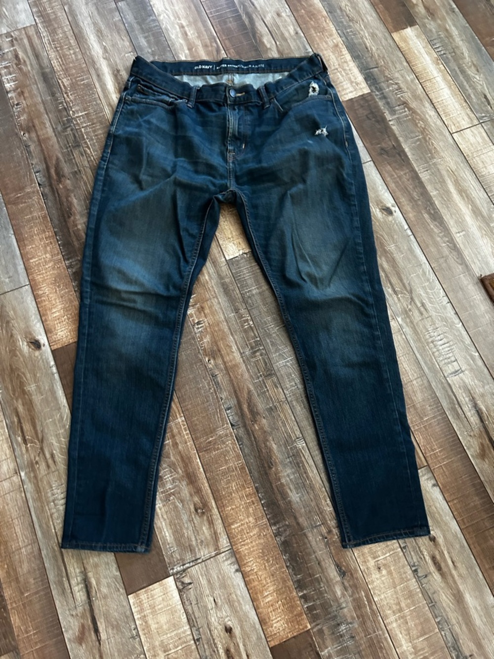 Old Navy Men's Slim Straight Jeans in Dark Blue Wash